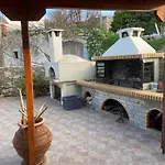 Manousos Guest House