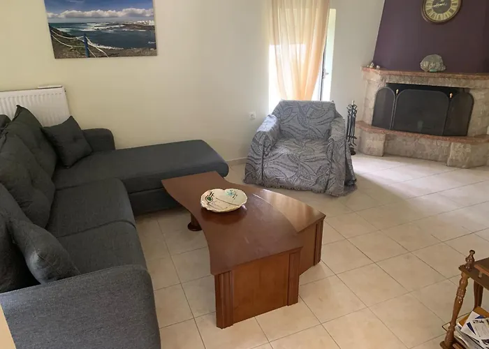 Manousos Guest House